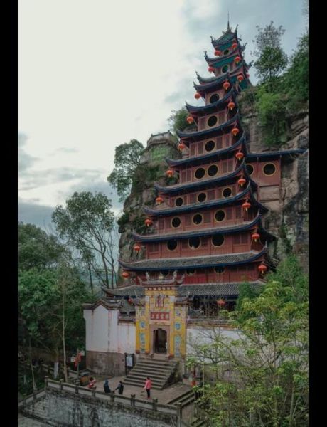 忠县物质非文化遗产(忠县石宝寨传统建造技艺哪里可以学)-第1张图片-八三百科 忠县物质非文化遗产(忠县石宝寨传统建造技艺哪里可以学)-第1张图片-八三百科