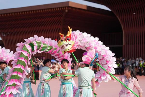 奉化非物质文化遗产介绍(奉化十大非遗项目有哪些)-第3张图片-八三百科 奉化非物质文化遗产介绍(奉化十大非遗项目有哪些)-第3张图片-八三百科