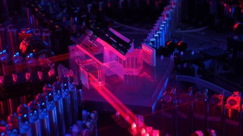 量子计算与核聚变技术研究(量子计算机如何实现核聚变燃料实时监控)-第2张图片-八三百科 量子计算与核聚变技术研究(量子计算机如何实现核聚变燃料实时监控)-第2张图片-八三百科