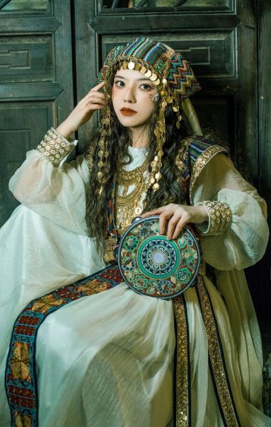 非物质文化遗产公主(非遗公主日常vlog怎么拍)-第3张图片-八三百科 非物质文化遗产公主(非遗公主日常vlog怎么拍)-第3张图片-八三百科