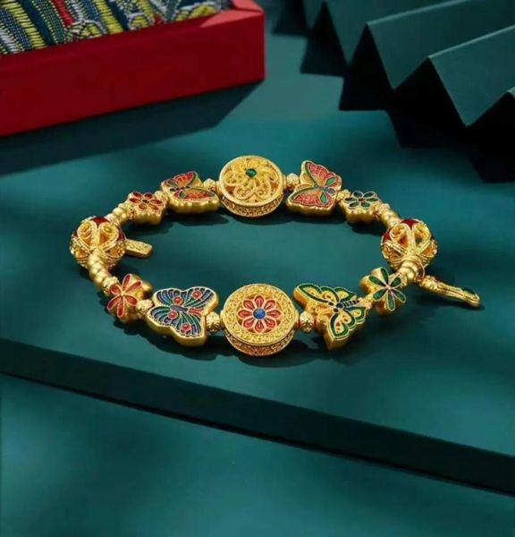 非物质文化遗产珠宝品牌(非遗珠宝品牌有哪些值得入门的款式)-第1张图片-八三百科 非物质文化遗产珠宝品牌(非遗珠宝品牌有哪些值得入门的款式)-第1张图片-八三百科