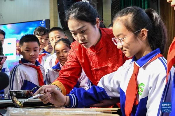 非物质文化遗产教育滞后（非物质文化遗产教育如何破局走进课堂）-第3张图片-八三百科