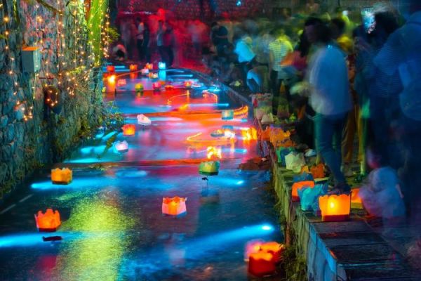 河灯非物质文化遗产（河灯非遗活动怎么做？从小镇到城市完整指南）-第1张图片-八三百科