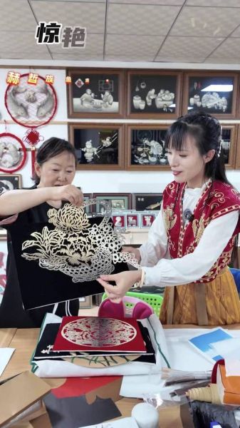 兴凯湖 非物质文化遗产(兴凯湖非遗鱼皮画制作过程)-第3张图片-八三百科 兴凯湖 非物质文化遗产(兴凯湖非遗鱼皮画制作过程)-第3张图片-八三百科