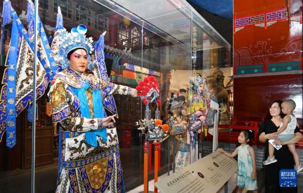 非遗物质文化遗产展览（参观非遗展看这些展品最有料）-第3张图片-八三百科