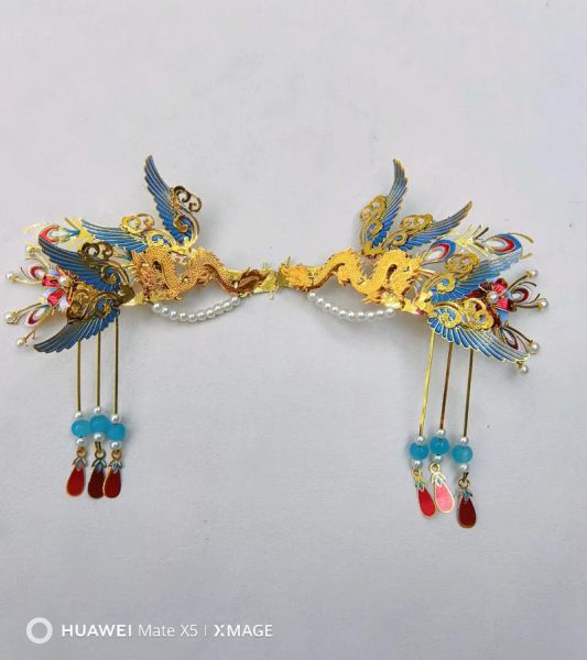 凤冠非物质文化遗产(凤冠非遗入门教程:十分钟看懂皇家首饰传奇)-第3张图片-八三百科 凤冠非物质文化遗产(凤冠非遗入门教程:十分钟看懂皇家首饰传奇)-第3张图片-八三百科