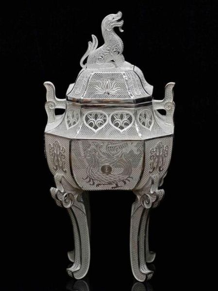 银器非物质文化遗产(银器非遗有哪些常见技艺)-第3张图片-八三百科 银器非物质文化遗产(银器非遗有哪些常见技艺)-第3张图片-八三百科