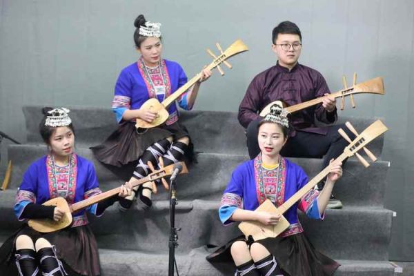 侗族的非物质文化遗产是（侗族大歌为什么是国家级非遗）-第2张图片-八三百科